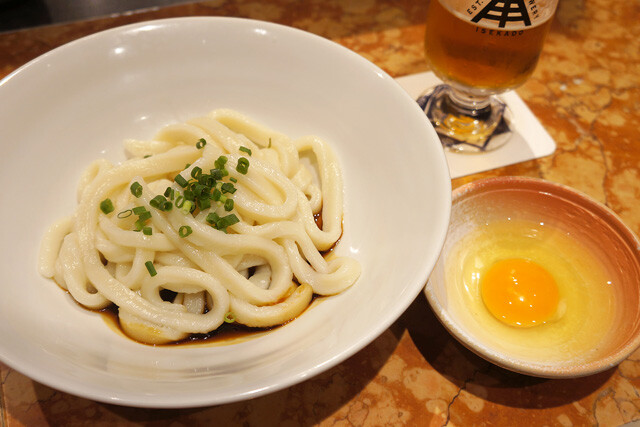 【伊勢うどん】伊勢の老舗が造る「ISEKDO」生ビールと伊勢うどんの組み合わせが東京でも楽しめる:パリッコ『今週のハマりめし』第247回